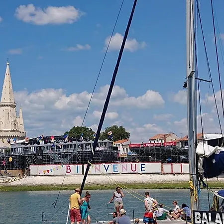 Portes De Appartamento La Rochelle (Charente-Maritime)